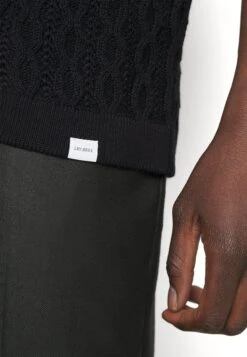 Les Deux Garrett Knitted Shirt - Vest - Black 11 Les Deux Garrett Knitted Shirt - Vest - Black -Herenkledingwinkel 122010e3550c468d8f689dc7ef8244a6