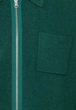 SAMSØE SAMSØE Guna Zip- Vest - Rain Forest -Herenkledingwinkel 4e2ec1ec29ed4b029c7af413225e1444