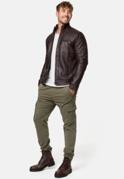 Herenkledingwinkel -Herenkledingwinkel 60f720e3af7146c29565a743f0b9fe33