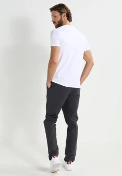 Pier One 2 Pack - T-Shirt Basic - White -Herenkledingwinkel 713a3334180c436b91794219a10b6498