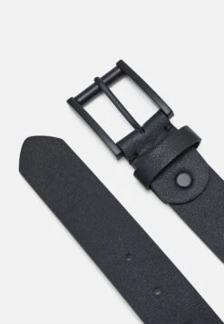 Herenkledingwinkel -Herenkledingwinkel 7c9dbe83c2554fb4812d34544637dd84