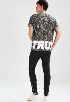 Pier One Biker Jogger - Trainingsbroek - Black -Herenkledingwinkel 9e1fd48a4e81410d808b9d9d17a80062