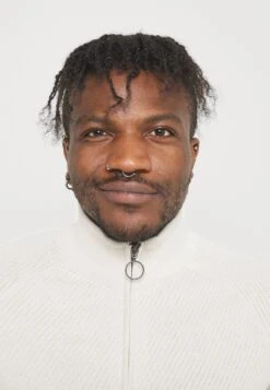 Pier One Vest - Off White 14 Pier One Vest - Off White -Herenkledingwinkel a6e87c920a6e46b1a88e5281364b634e