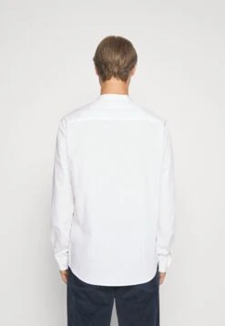 Pier One 2 Pack - Overhemd - White/Olive -Herenkledingwinkel df19cc02f99342c9a0b8409e9ead6fb0