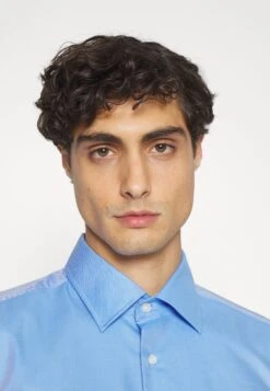 Boss Hank- Zakelijk Overhemd - Light Pastel Blue -Herenkledingwinkel e58ea85b16e145008d760932497ab86f